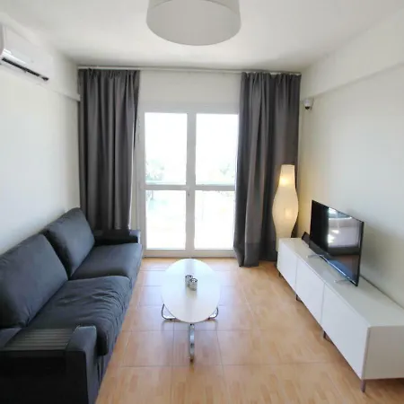 Sea View Penthouse דירה *